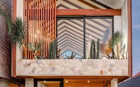 Blacksand Villas Echo Beach